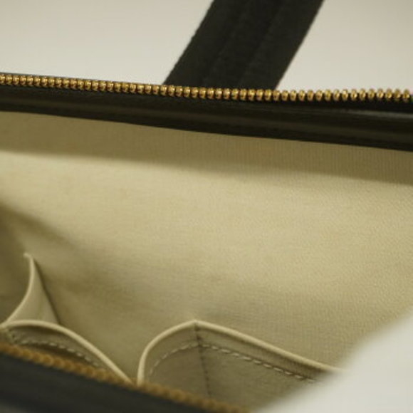 Louis Vuitton Monogram Mini Josephine GM Handbag - Picture 14 of 15